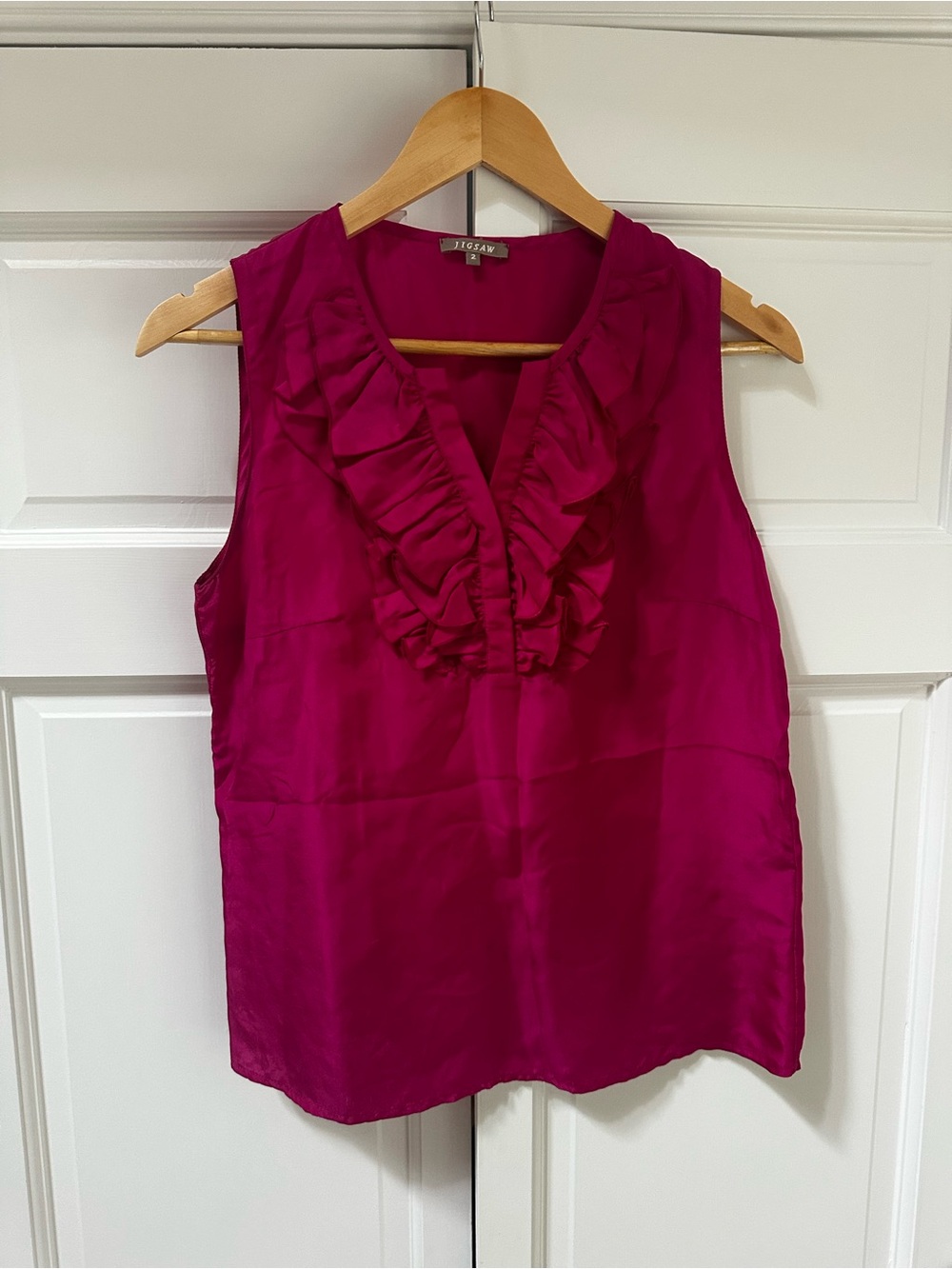 Jigsaw Sleeveless Ruffle V-Neck Shell in Berry